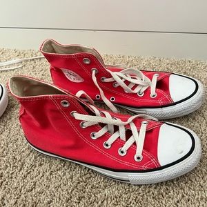 Hot pink Converse